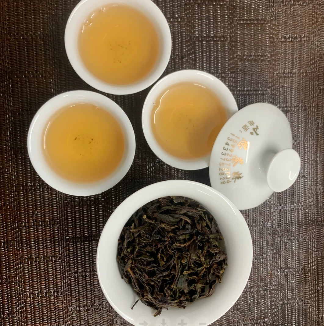 Middle Mountain"Da Wu Ye" Dan Cong Oolong Tea