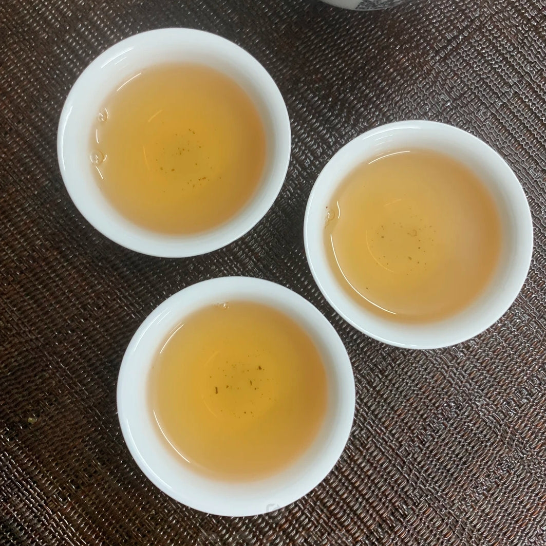 Middle Mountain"Da Wu Ye" Dan Cong Oolong Tea