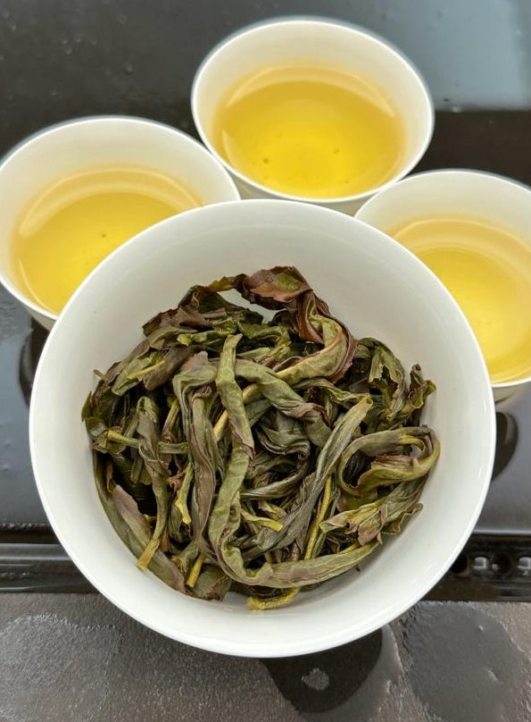 Middle Mountain"Da Wu Ye" Dan Cong Oolong Tea